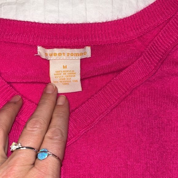 Sweet Romeo sweater - Picture 2 of 4